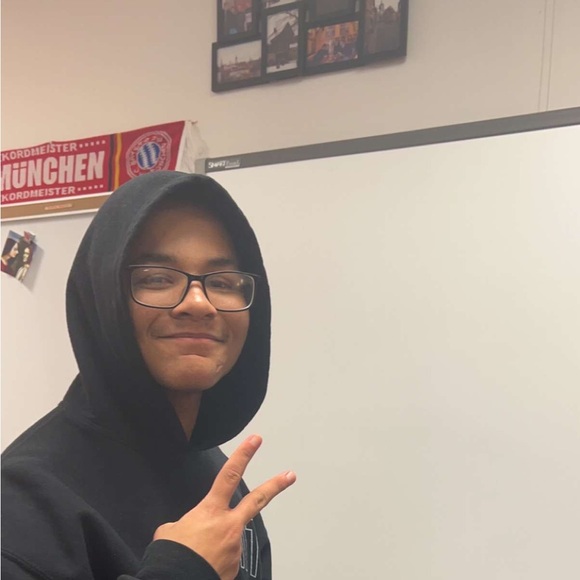 Meet your Posher, Jamall! - Picture 3 of 4